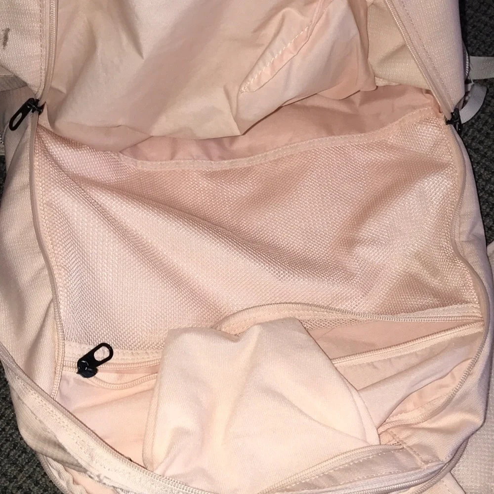 Nike Men’s Black and Light Pink Backpack